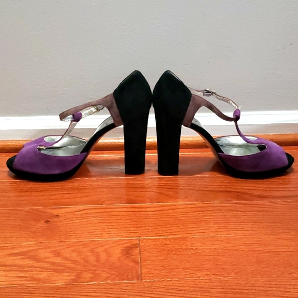 Beverly Freedman Colorblock Suede Heels - Picture 2 of 5